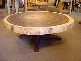 モンキー丸　テーブル　　直径　約１メートル
