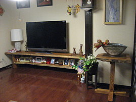 欅（けやき）一枚板を使ったテレビボード　オーダー品、共材の花台
